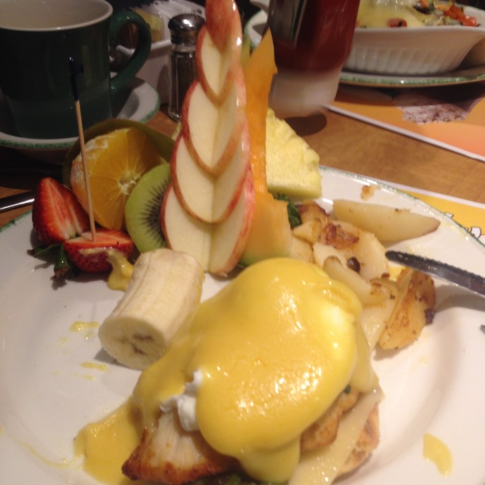 Chicken Swiss Cheese Eggs Ben et Dictineict at CORA