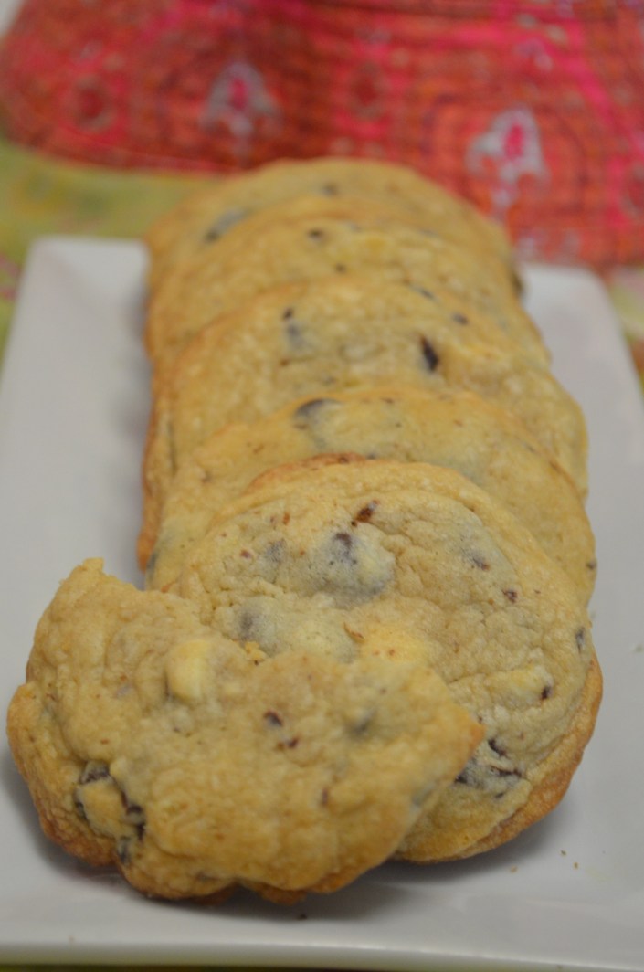 Small Batch Soft & Chewy Chocolate Chip Cookie