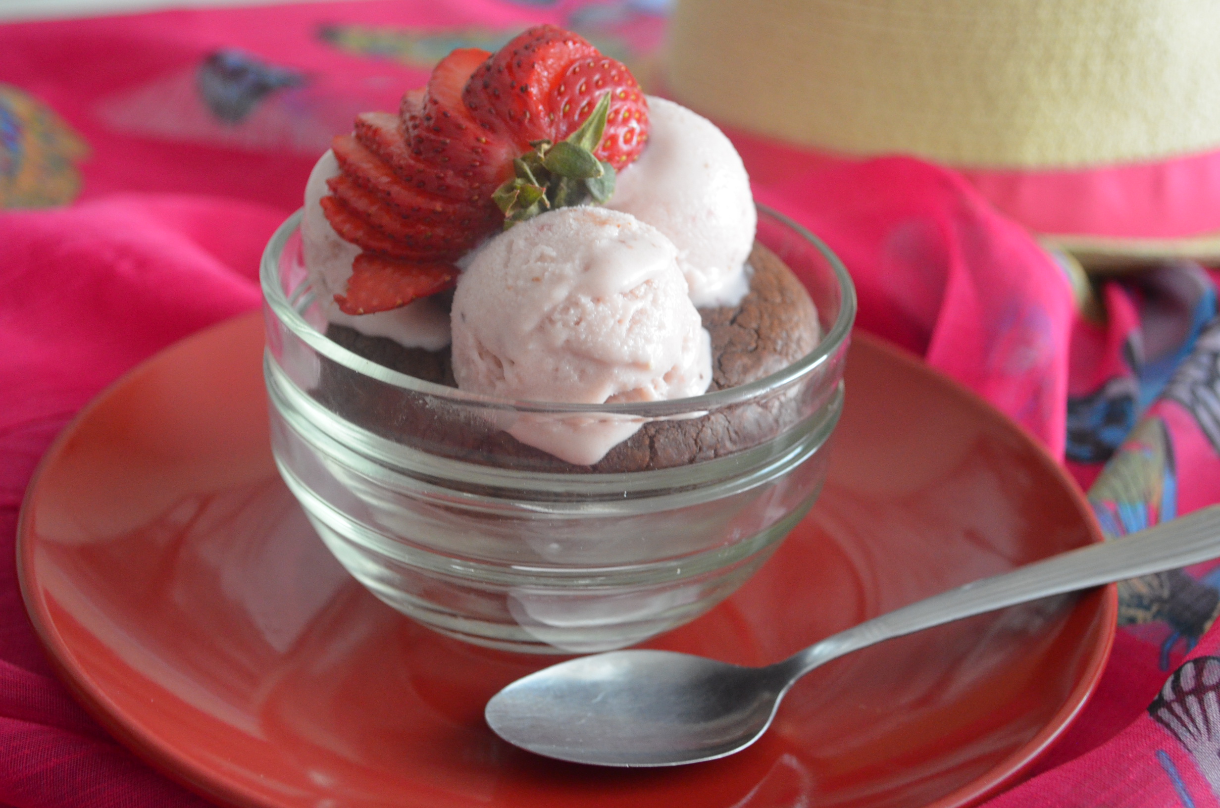 Small Batch Strawberry Banana Frozen Yogurt