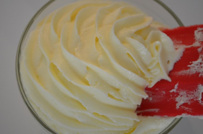 White Chocolate Buttercream Whipped Frosting (Small Batch)