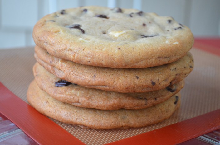 Giant Chocolate Chip Cookies Recipe