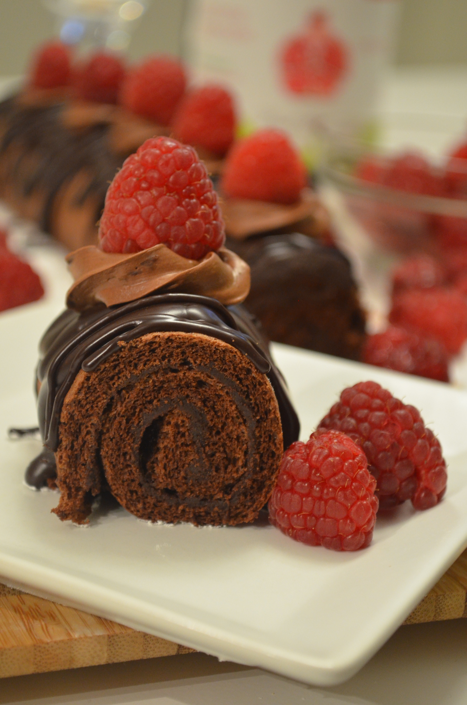 Chocolate Swiss Roll Cake Recipe