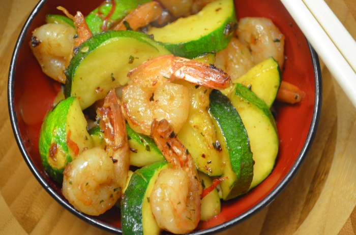 One Pan Spicy Garlic Shrimp with Zucchini