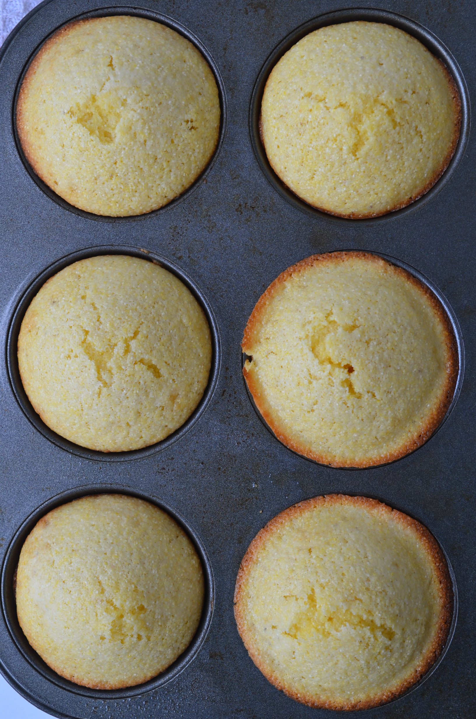 Basic Corn Muffins