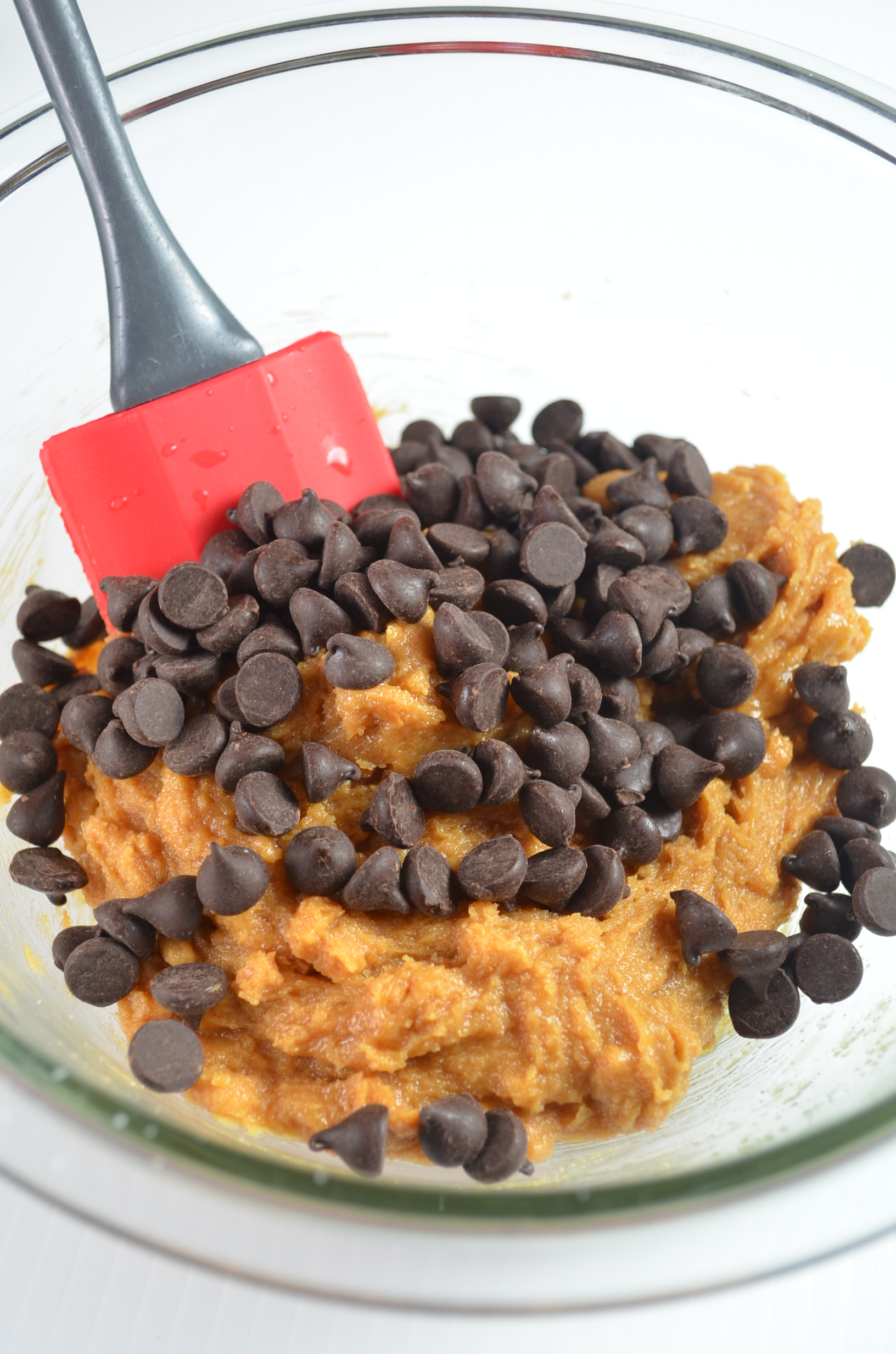 Flourless Peanut Butter Chocolate Chip Cookie