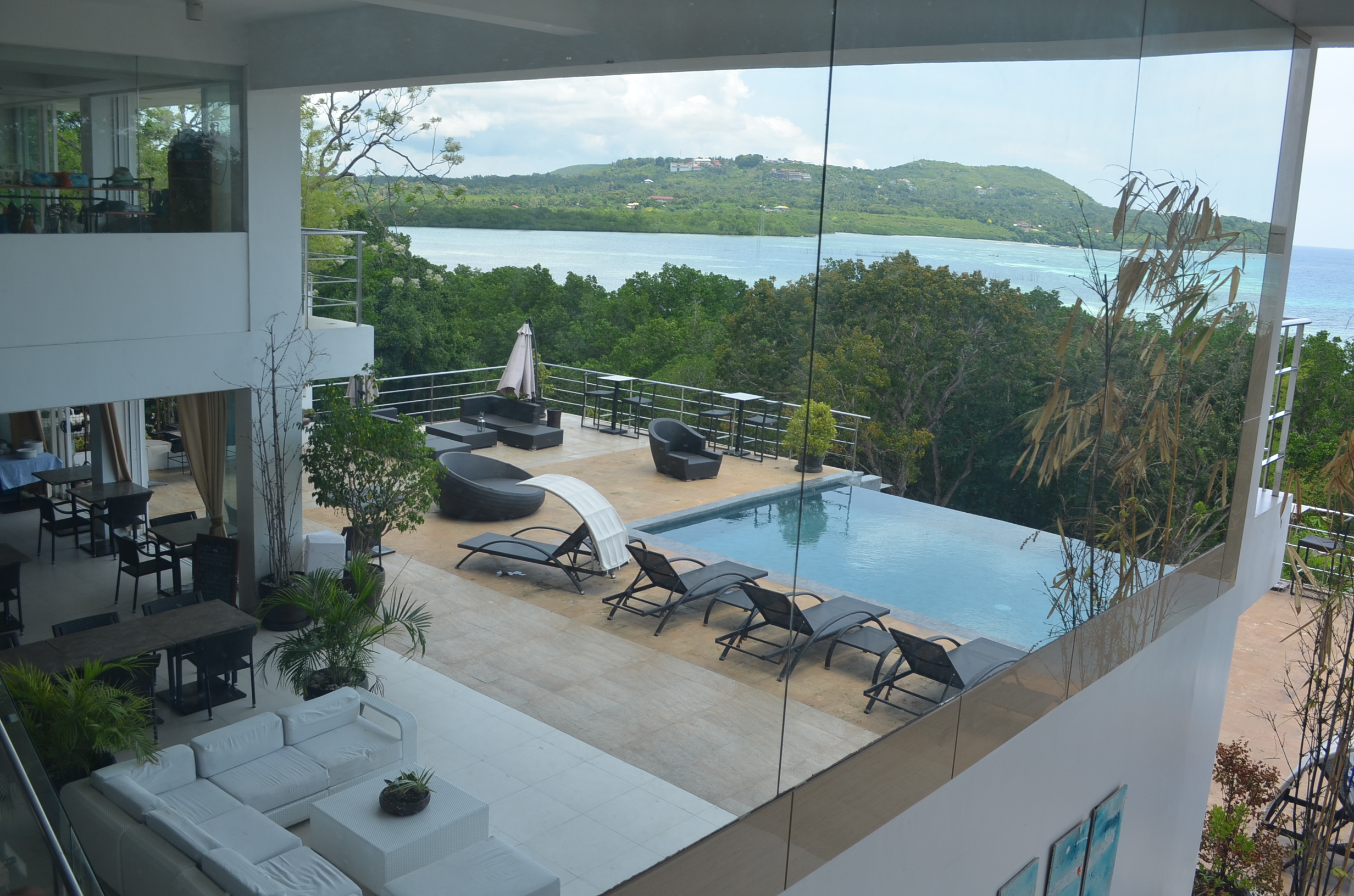 Ocean Suites Bohol City