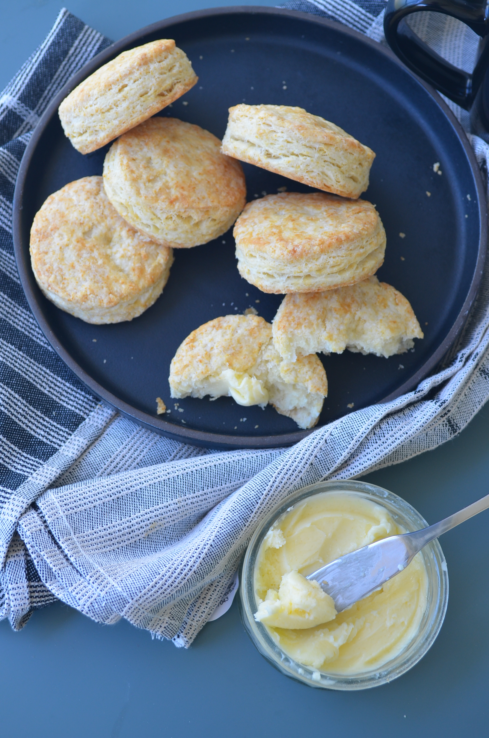 5 Ingredients Homemade Buttermilk Biscuit By SweetnSpicyLiving