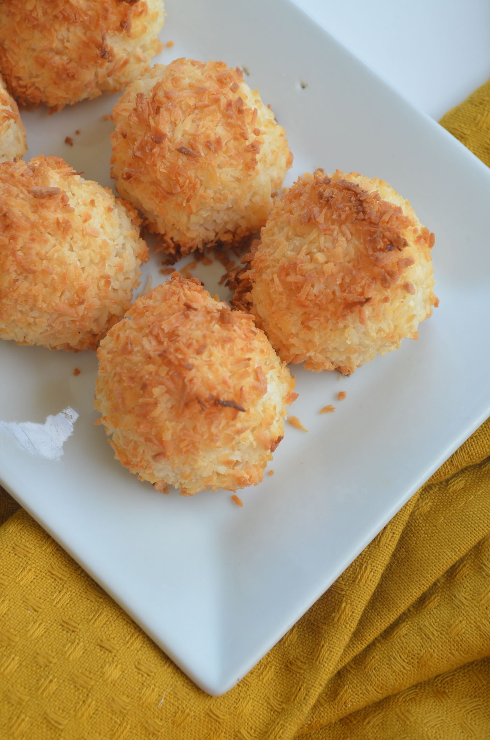 Small Batch Coconut Macaroons