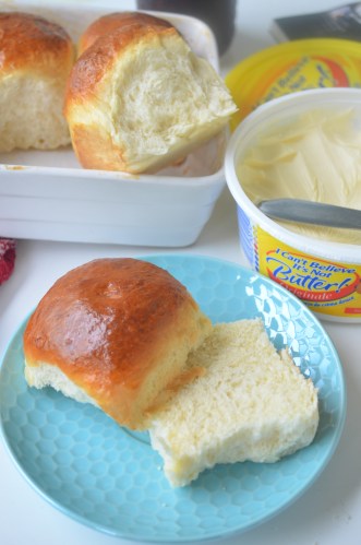 Four Pieces Dinner Rolls