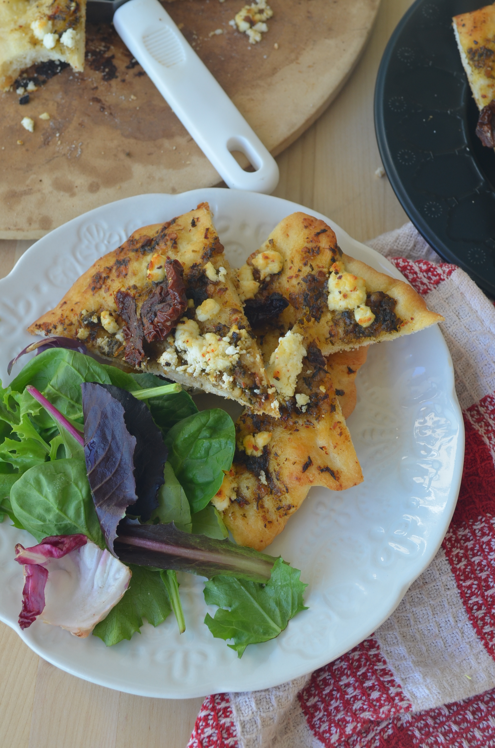 Homemade Spinach Pesto Pizza with Sundried Tomato