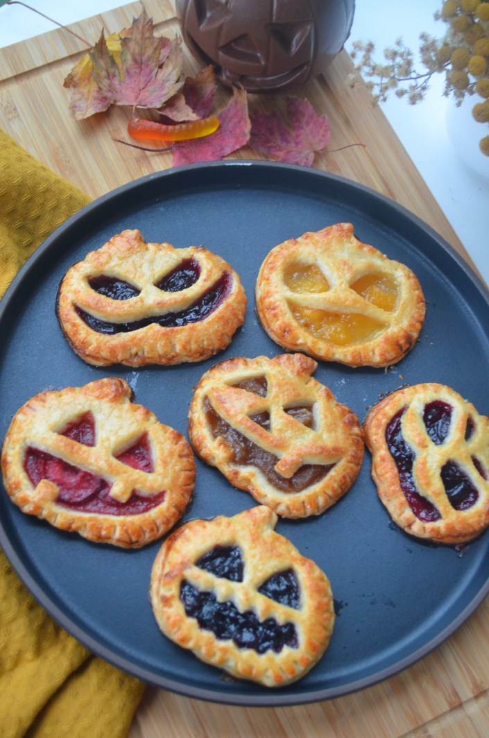 Jack O Lantern Hand Pie