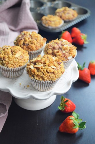 Gluten Free Strawberry Streusel Banana Muffin
