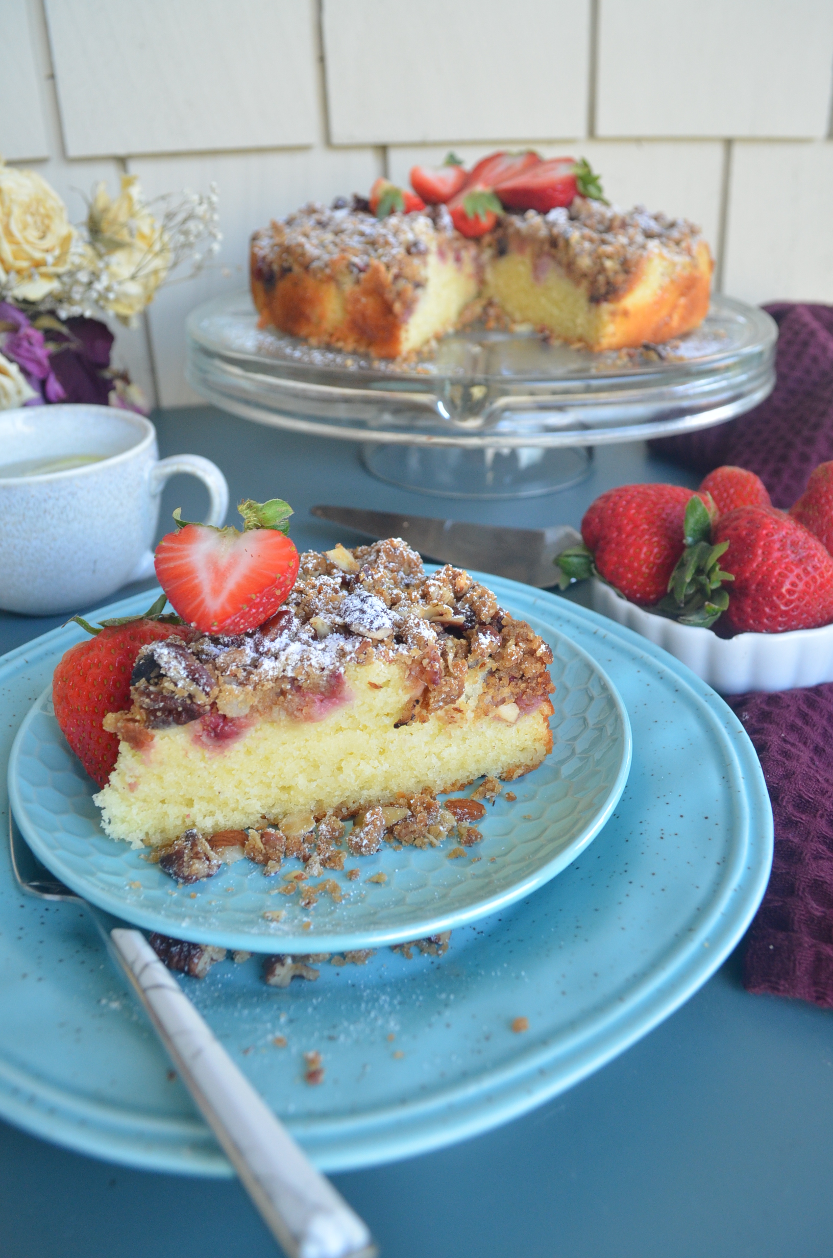 Strawberry and Blueberry Almond Crumb Cake
