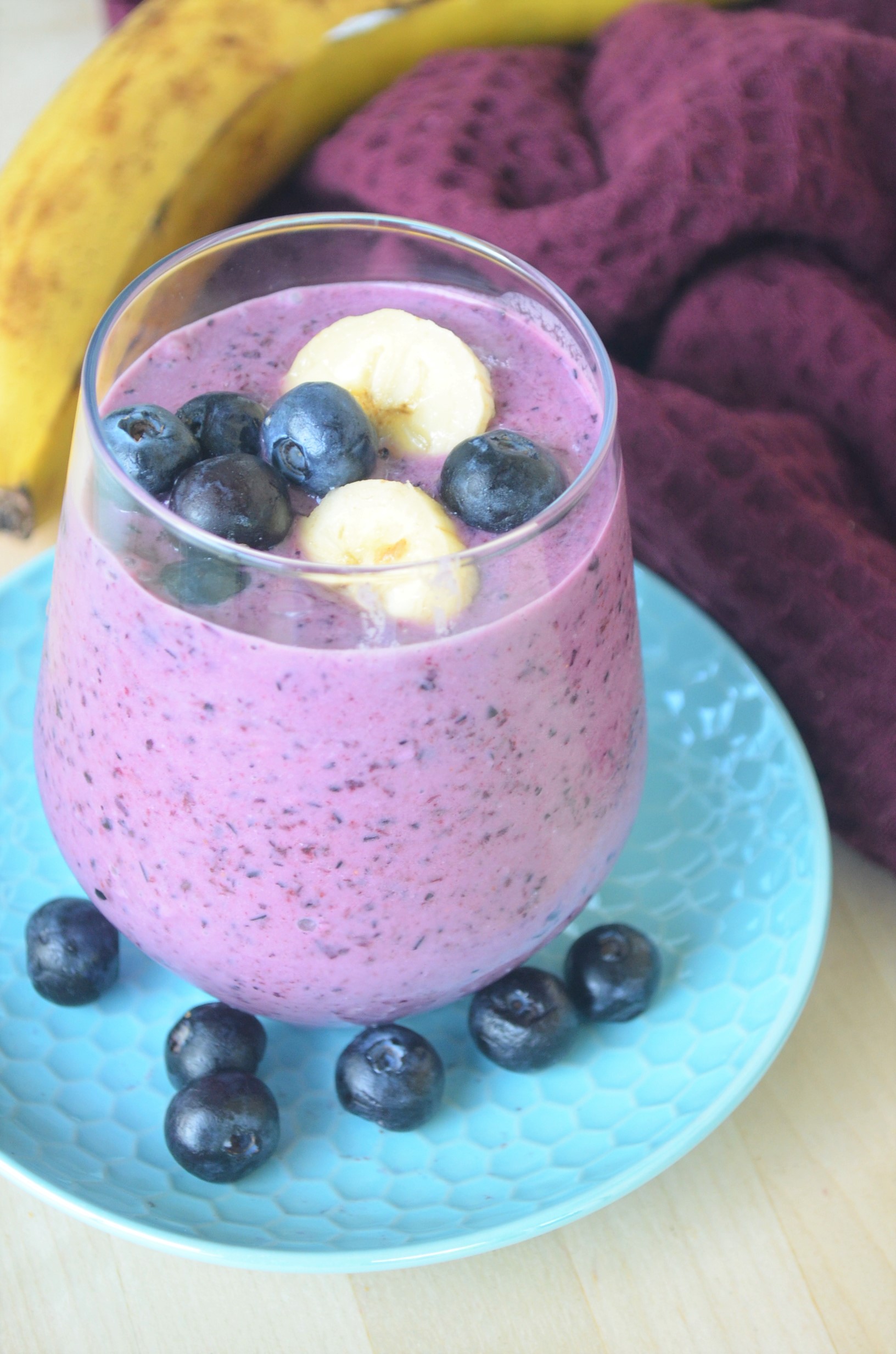 Breakfast Banana Blueberry Smoothie For One