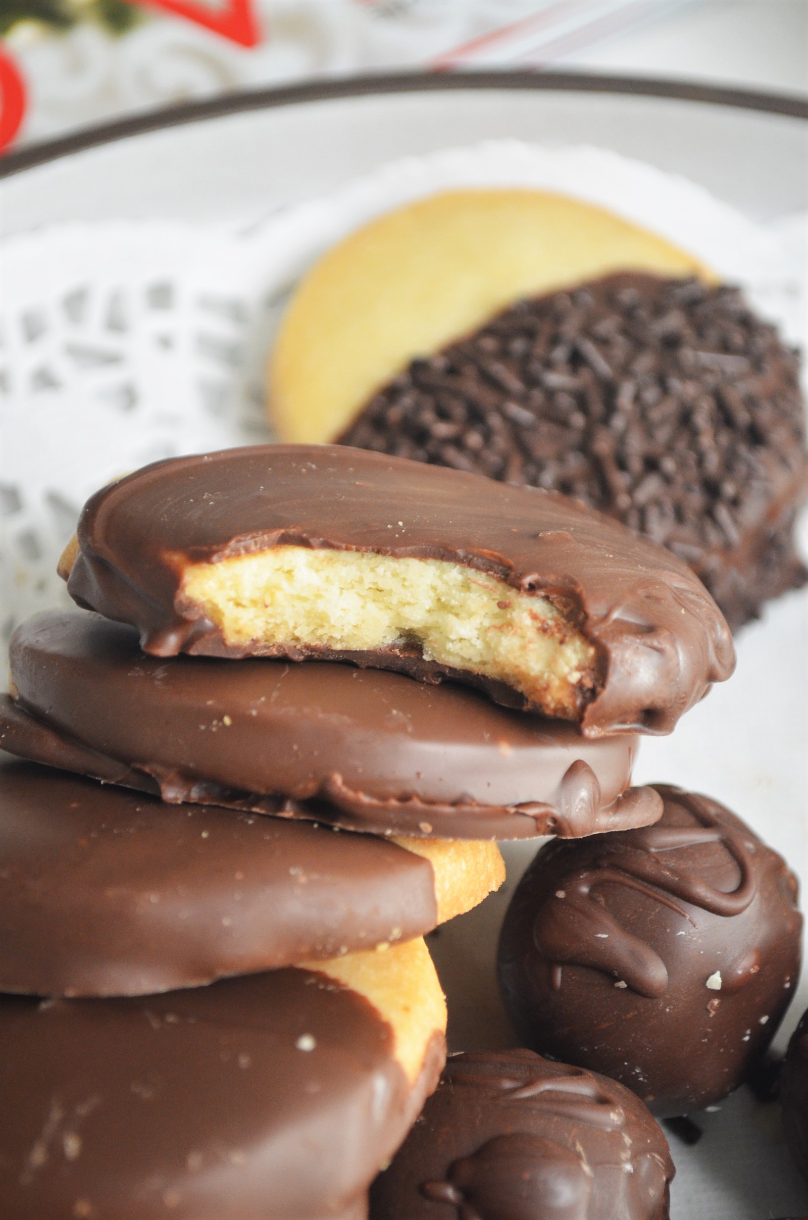 Chocolate Dipped Shortbread Cookie