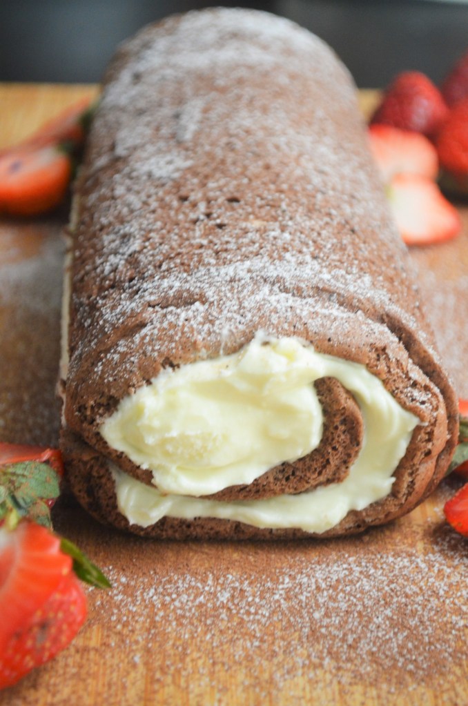 How To Make Chocolate Cream Cheese Swiss Roll Cake