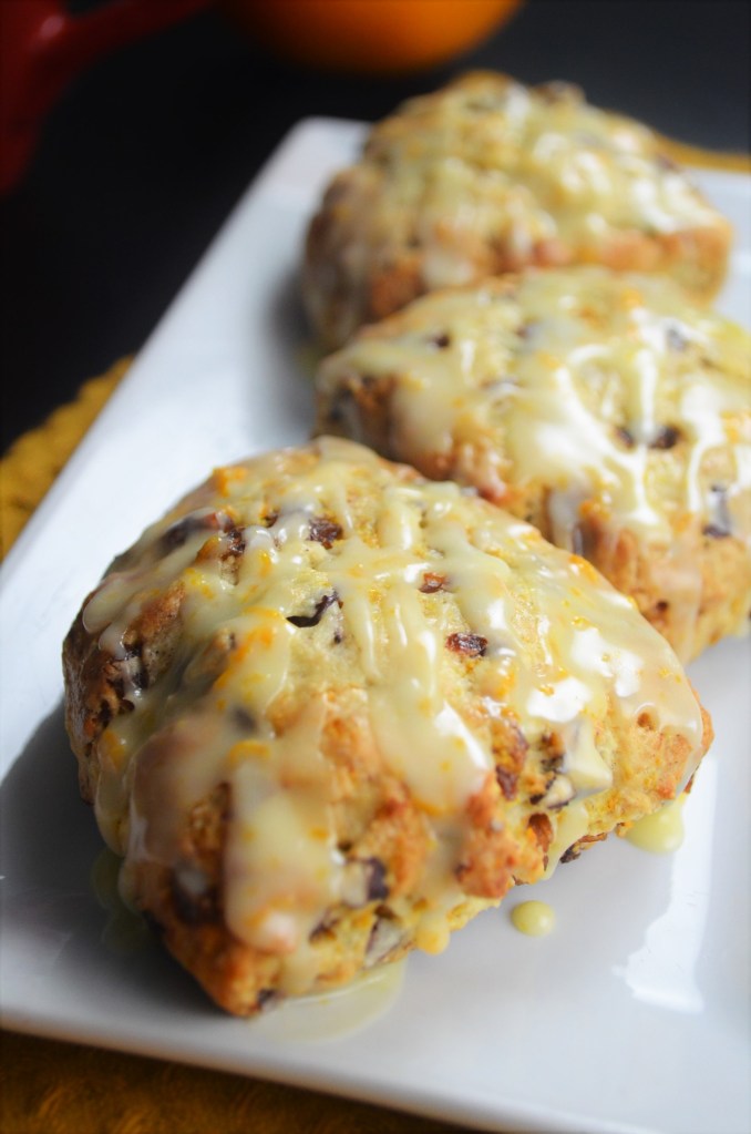 Pecan and Raisins Soda Scones