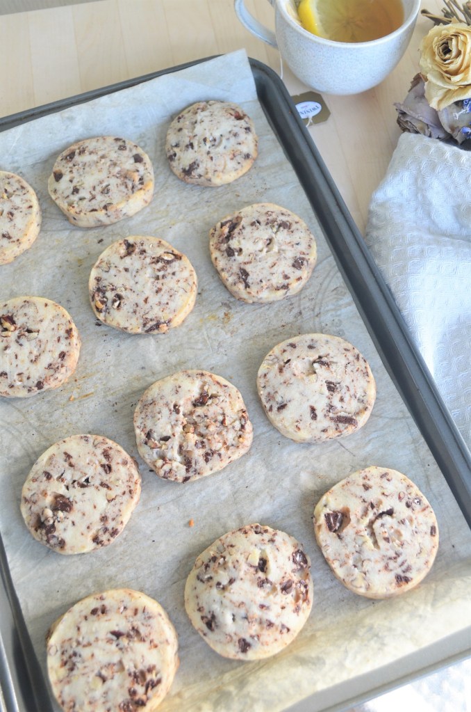 Pecan and Chocolate Shortbread Cookie  By SweetNSpicyLiving