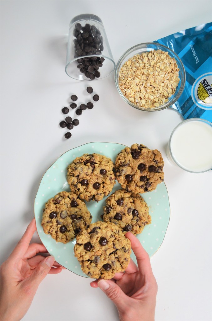 Soft and Chewy Oatmeal Chocolate Chip Cookie