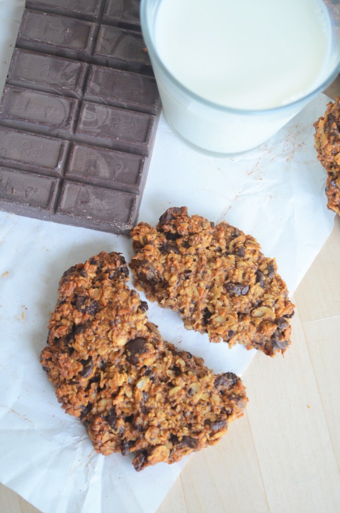 Banana Oatmeal Chocolate Chip Cookie