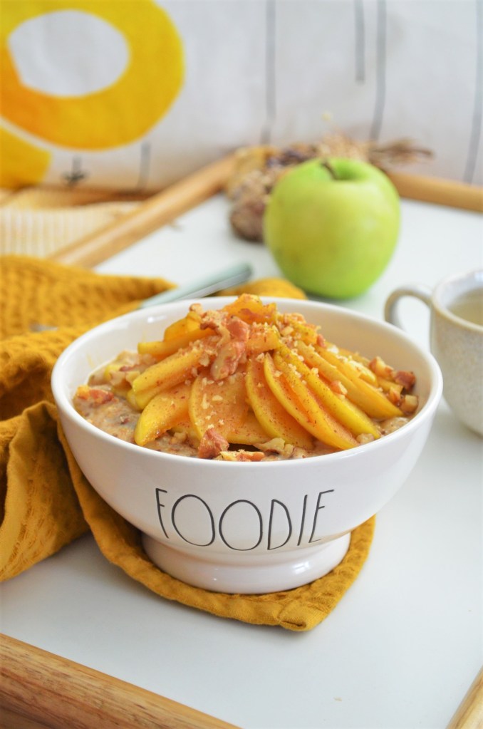 Caramelized Apple Oatmeal