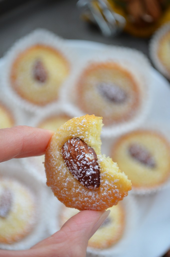 Mini Almond Butter Cookie