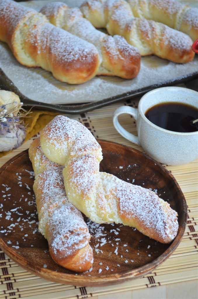 How to Make Coconut Bread