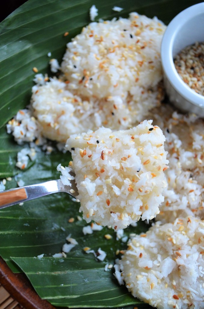 Palitaw By SweetNSpicyLiving