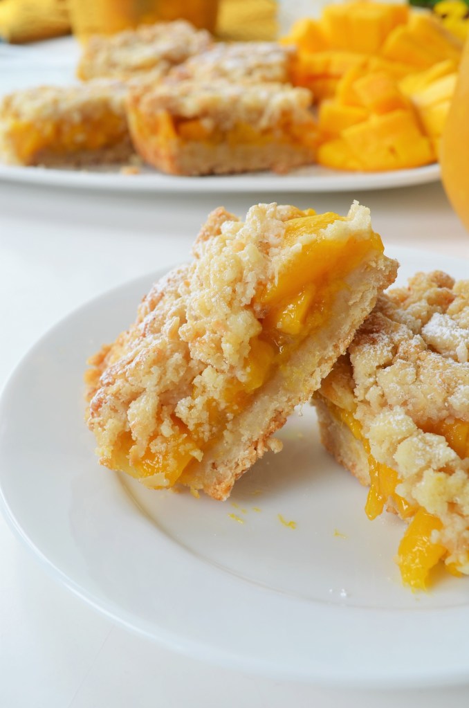 Mango Shortbread Oats Crumb Bar SweetNSpicyLiving
