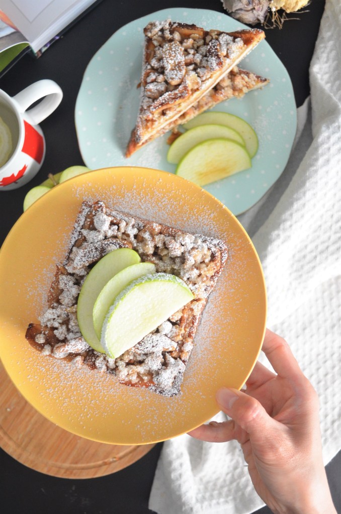 Baked Apple Toast For Two