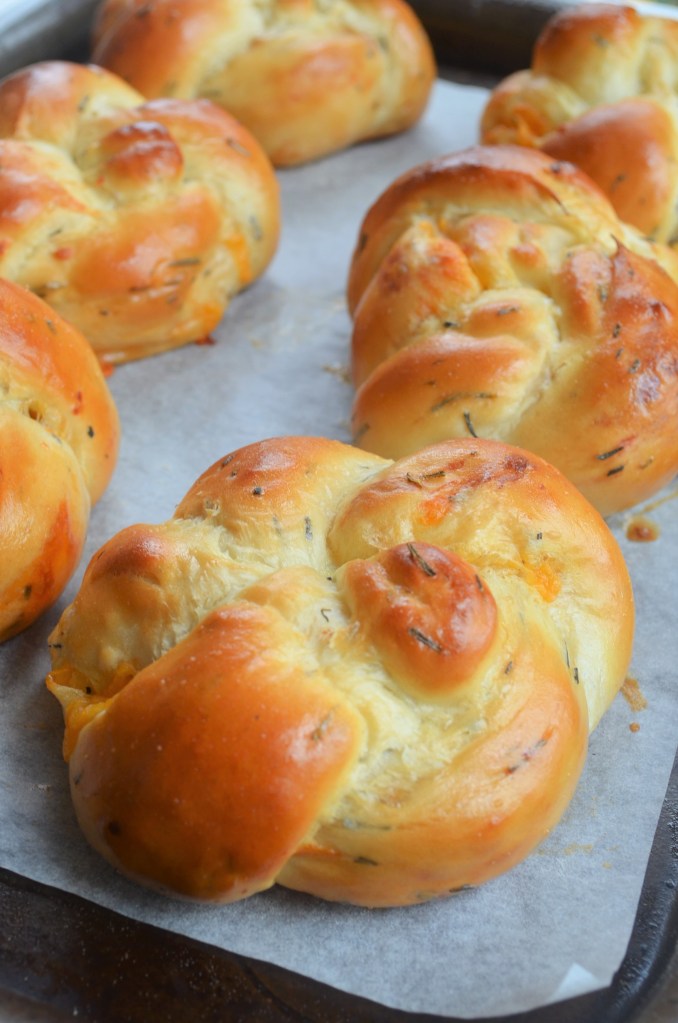 Cheese Rosemary Buns