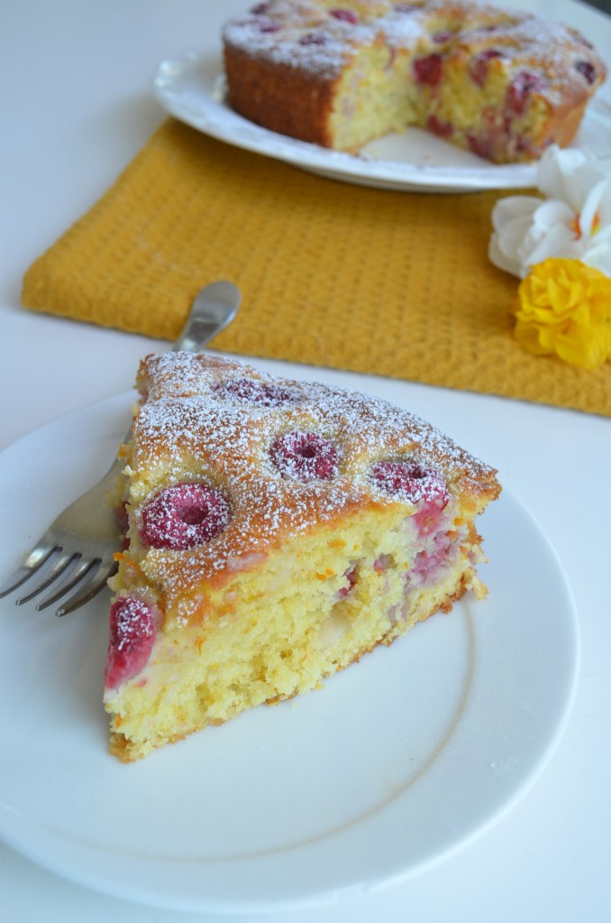 Easy Raspberry Cake