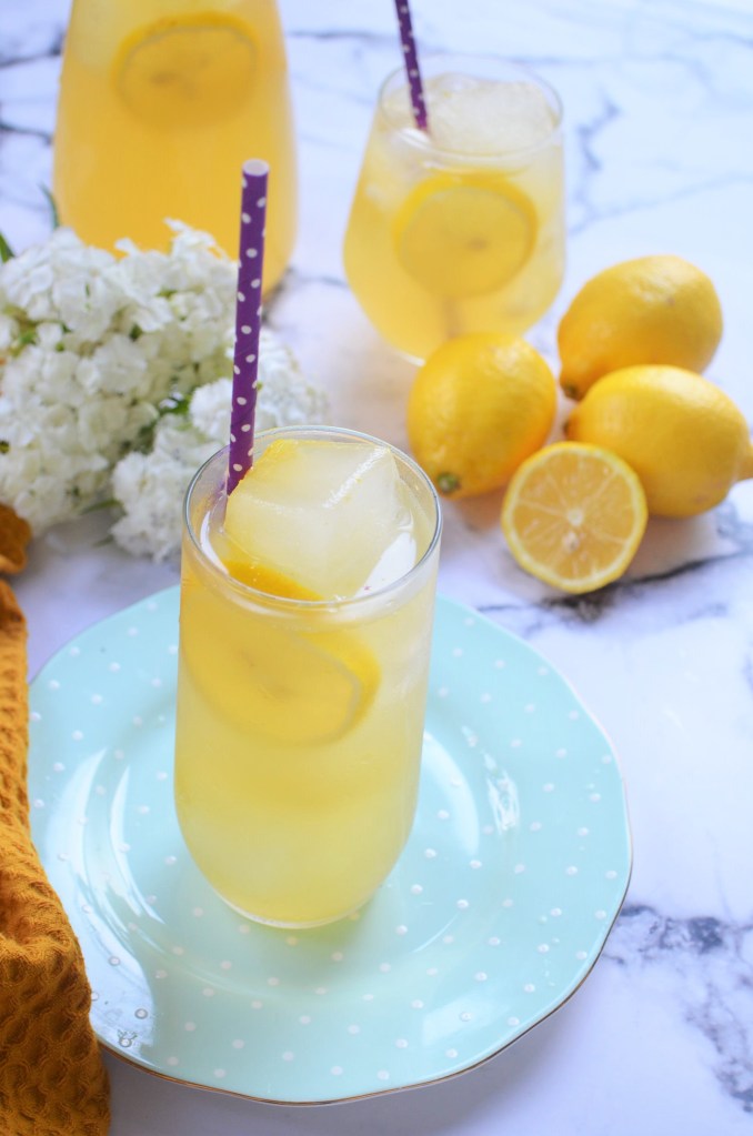 Homemade Fresh Honey Lemonade