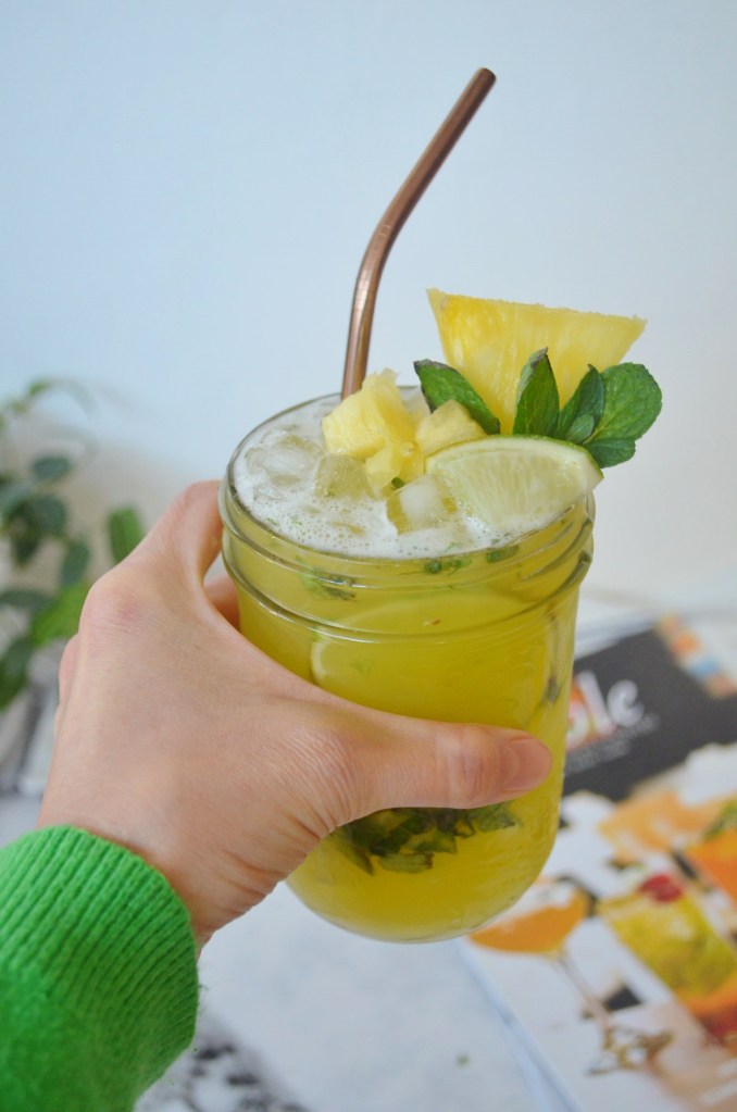 How to Make Non Alcoholic Pineapple Mojito