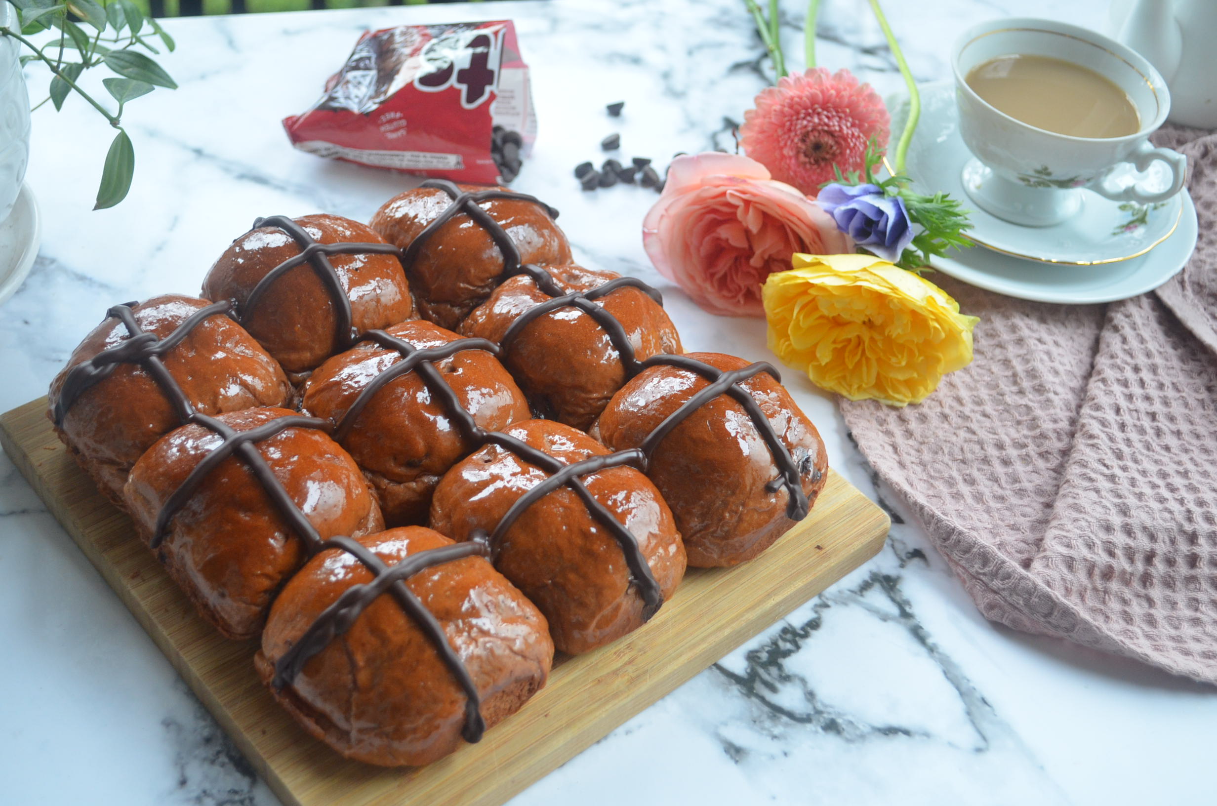 [VIDEO] Triple Chocolate Hot Cross Buns