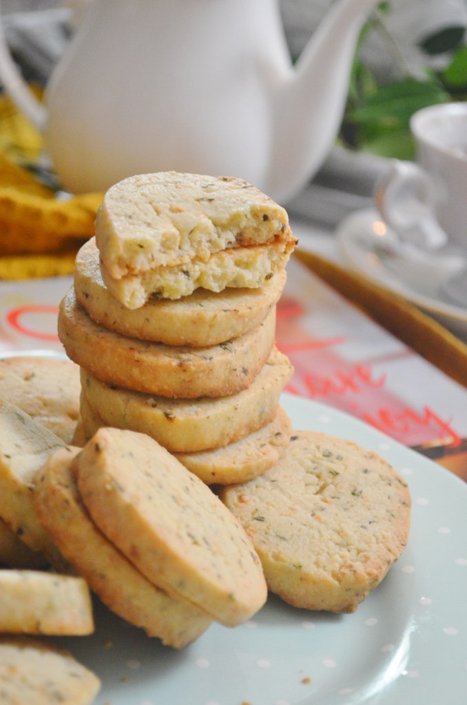 Easy Orange Rosemary  Shortbread Cookie