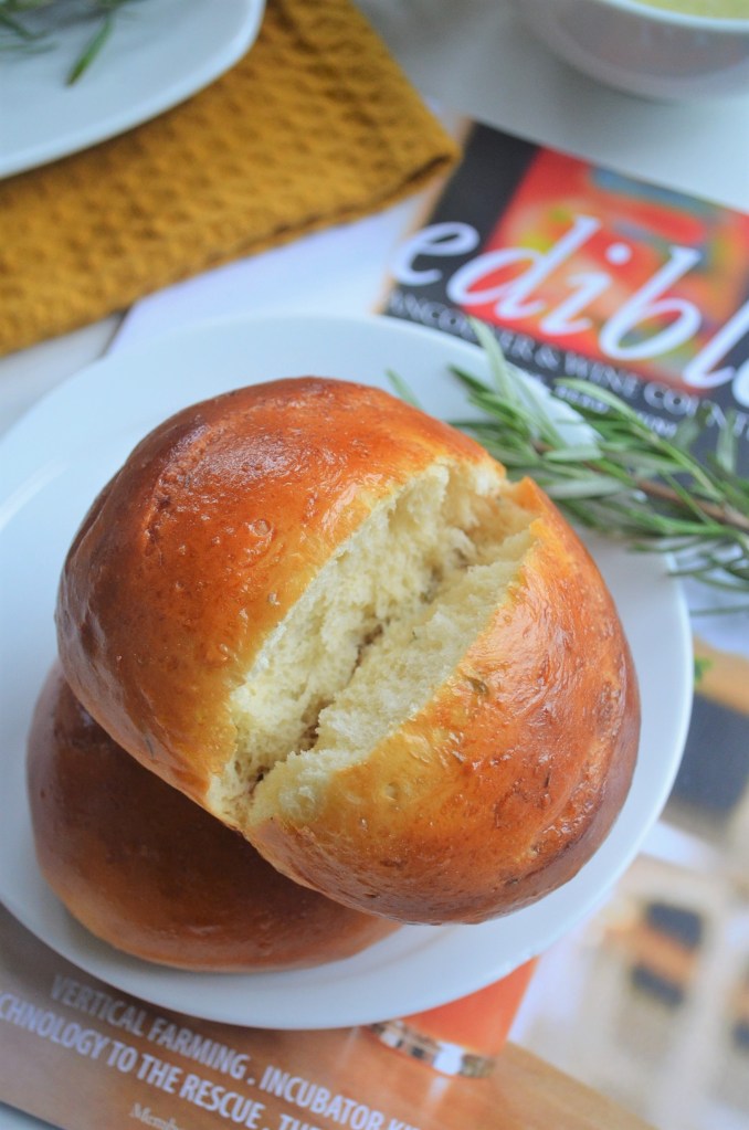 Rosemary Buns
